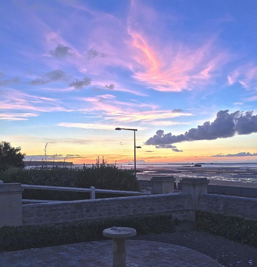 Villa Lumineuse En Front De Mer - Gold Beach 阿内勒 外观 照片